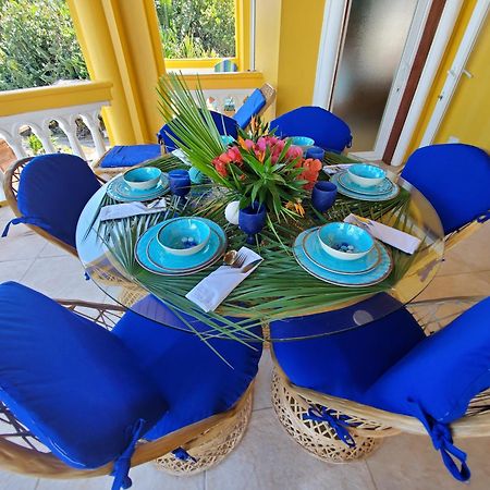 Blue Parrot Beach House And Villas Hopkins Ngoại thất bức ảnh