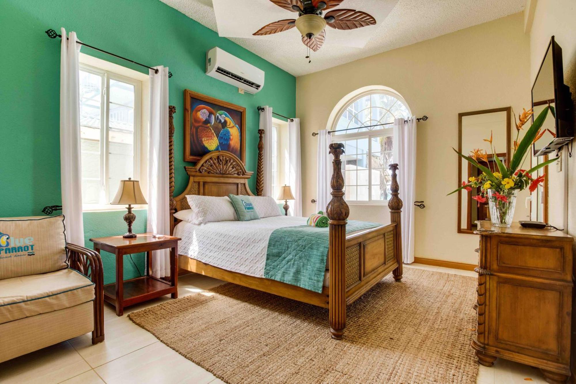 Blue Parrot Beach House And Villas Hopkins Ngoại thất bức ảnh